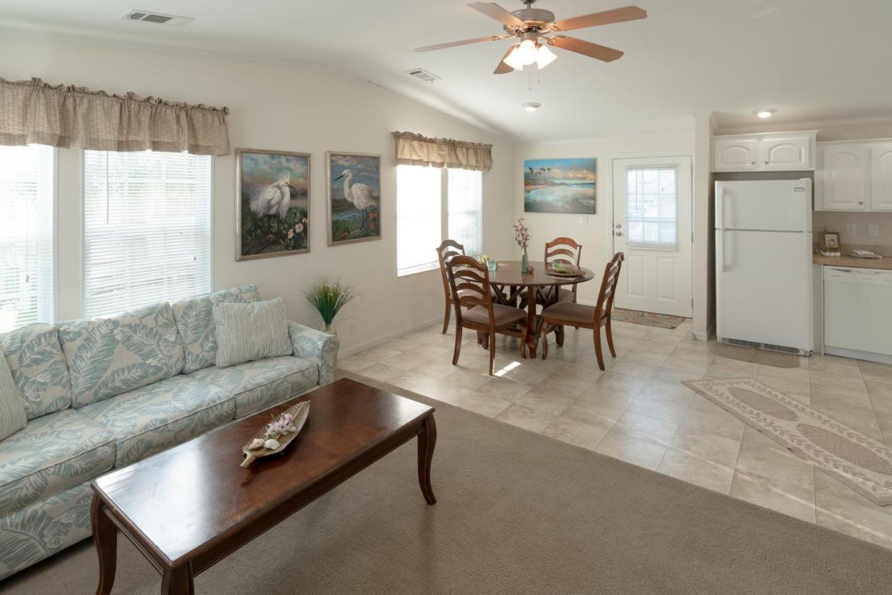 Groves Rv Resort Harlem Heights Exterior photo